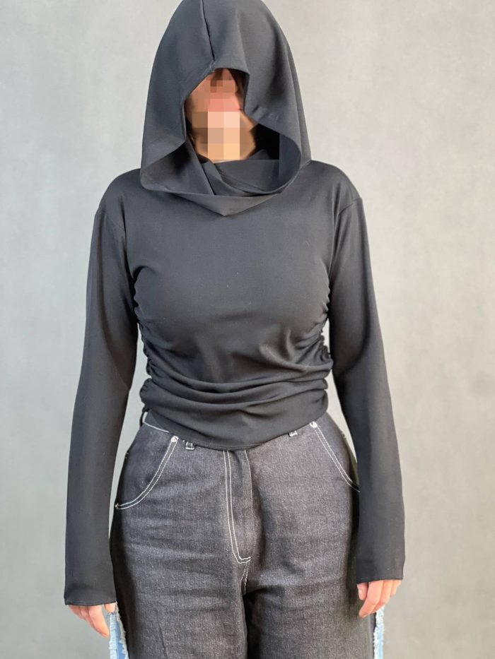 Hooded crop